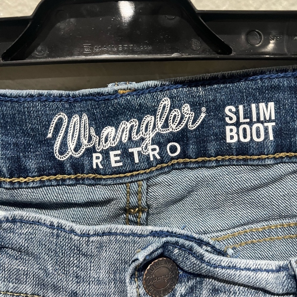 Wrangler Retro Slim Bootcut Denim Jeans Size 34x30 EUC Medium Wash Color - Picture 2 of 4